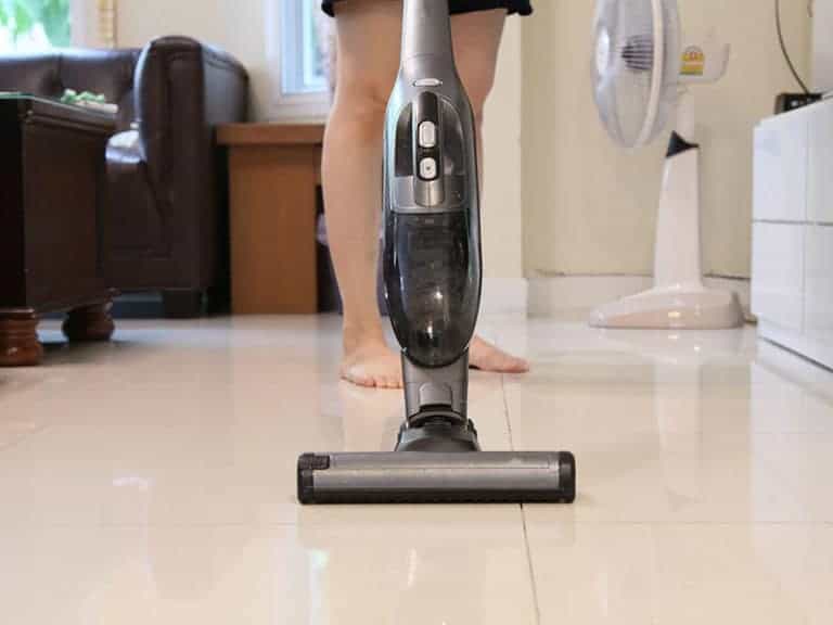 Top 15 Best Vacuum for Vinyl Plank Floors To Buy 2022